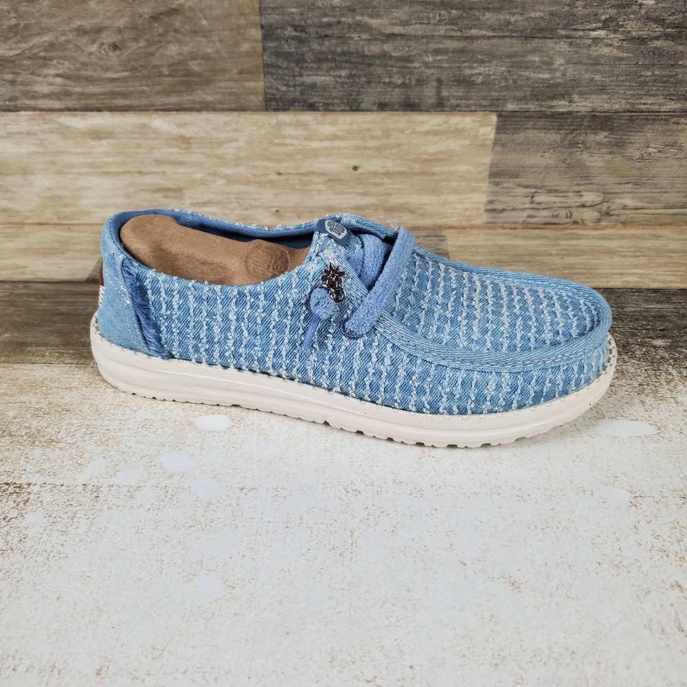 Hey Dude Wendy Frayed Canvas Womens Loafer Shoe Sz 7 Faded Denim Slip On Comfort